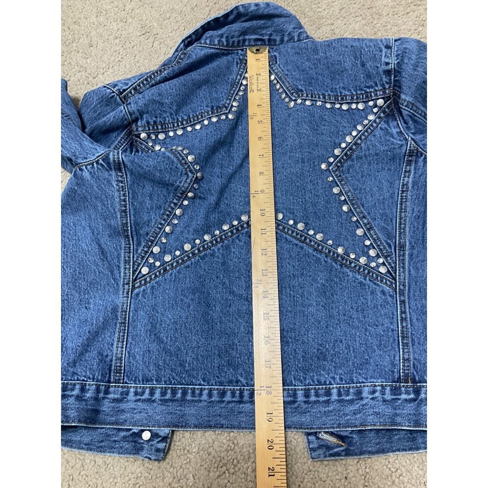 Medium Denim Jean Jacket Studded Star Design on Back Buffalo David Bitton - Picture 8 of 8